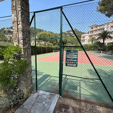 Duplex In With Pool & Tennis Apartamento Hyères